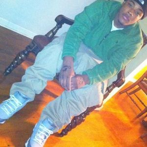 Meet your Posher, Devin